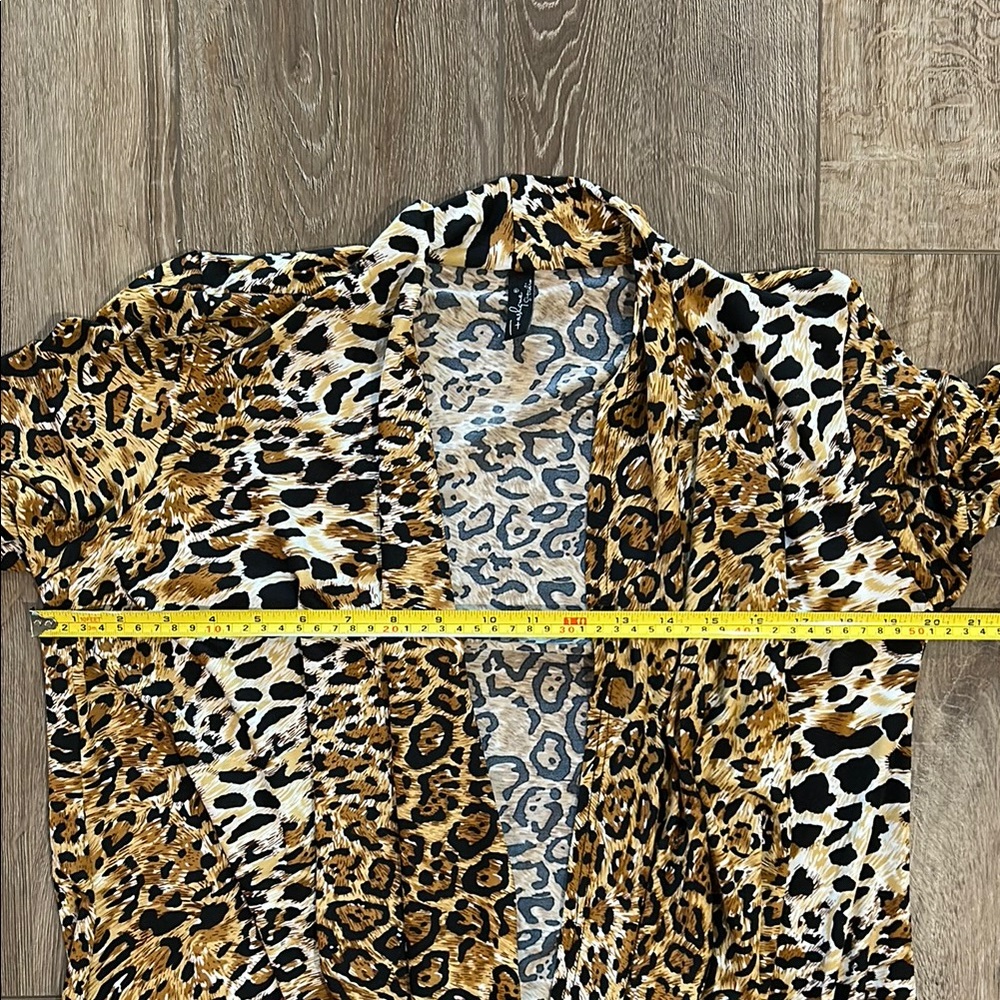 NWOT - FASHQUE STUDIO Leopard Print Women's Duster - Picture 8 of 10